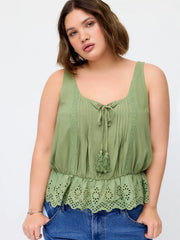 Eyelet Scoop Neck Tie Front Tassel Ruffle Hem Cami Blouse Curve & Plus