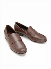 ROUND TOE LOAFERS