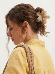 FLOWER HAIR CLAW