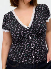 Ditsy Floral V-Neck Contrasting Lace Puff Sleeve Top Curve & Plus