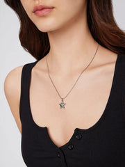 METALLIC STAR PENDANT NECKLACE