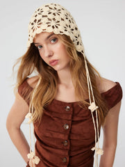 FLORAL KNITTED FRINGED HAT