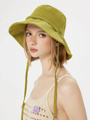 BUCKET HAT WITH STRAP