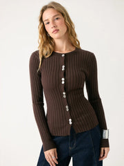 Knit Round Neckline Ribbed Top With Metal Button
