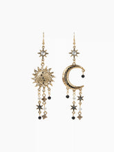 SUN & MOON & STAR & RHINESTONE DECOR EARRINGS