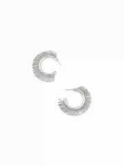 C-SHAPE FRINGED HOOP EARRINGS