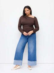 Asymmetrical Neck Ruched Top Curve & Plus