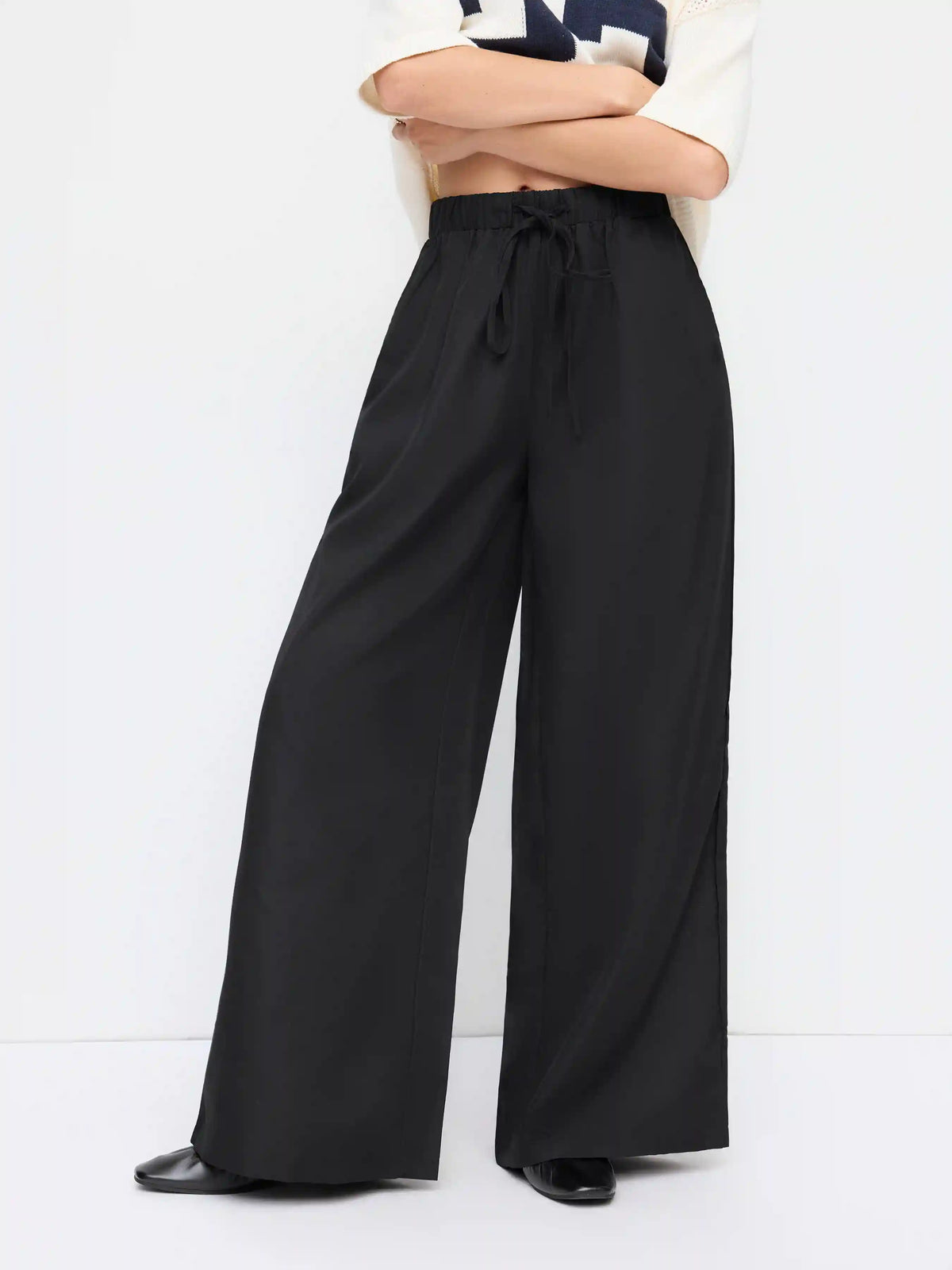 Wide Leg Pull-On Pant