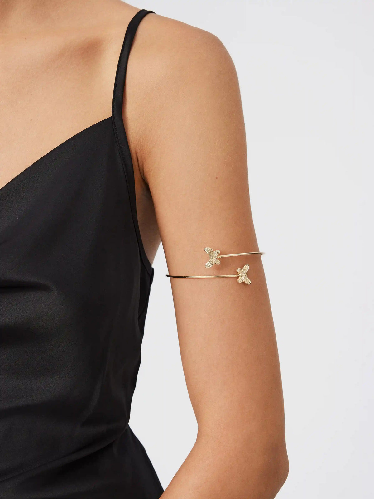 BUTTERFLY ARM CUFF