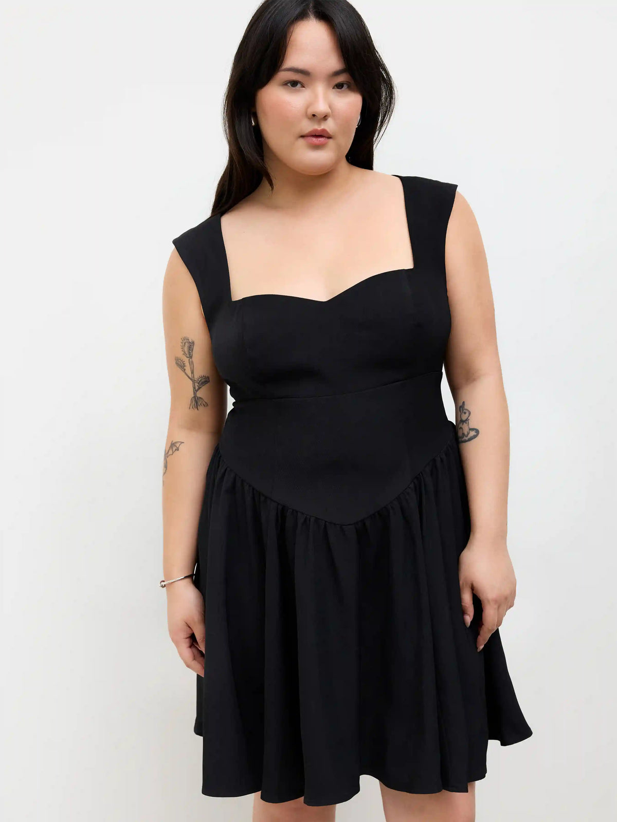 Sweetheart Ruffle Hem Mini Dress Curve & Plus
