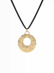 CIRCLE TEXTURED PENDANT NECKLACE