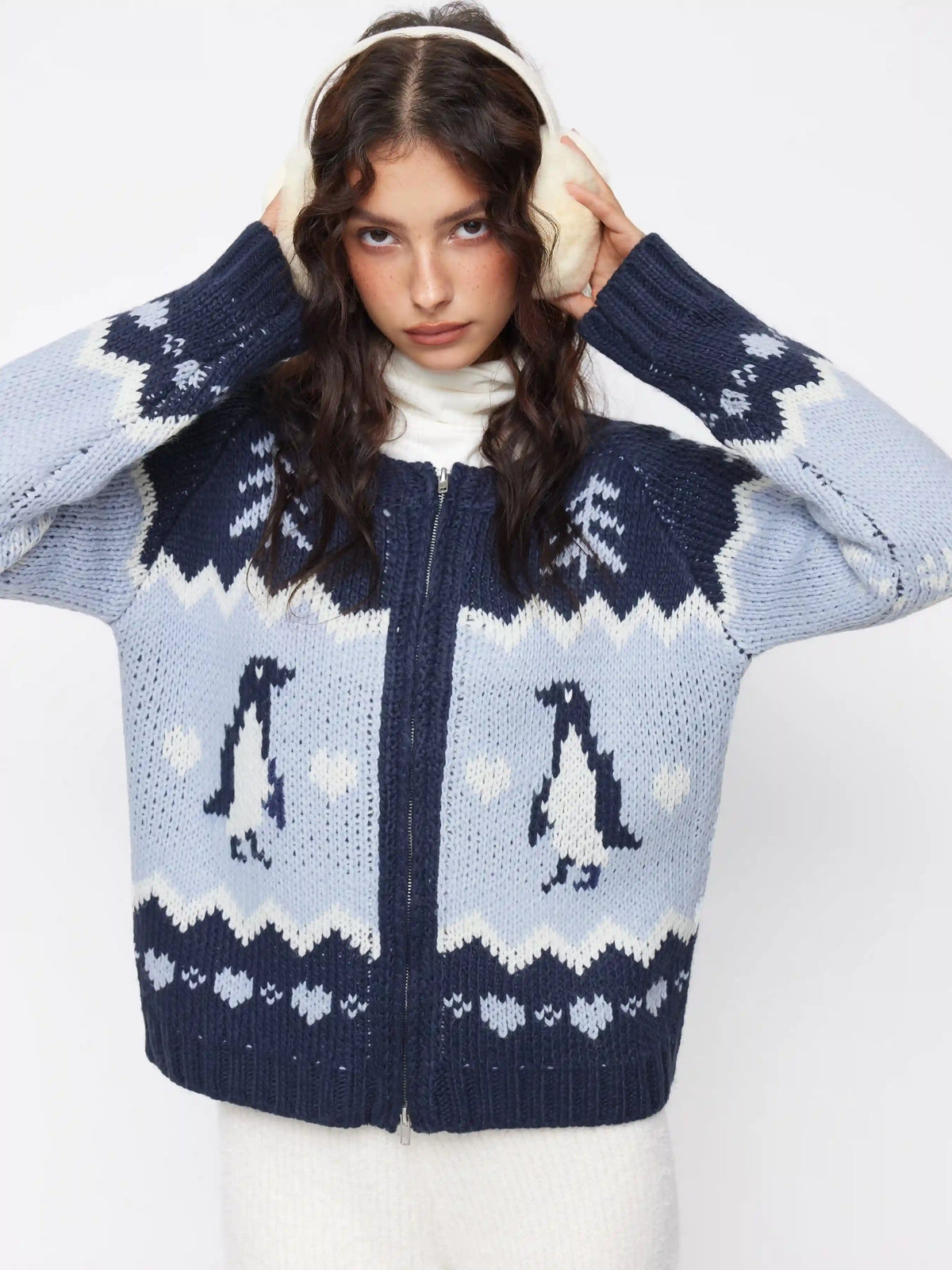 Knit Penguin & Heart Pattern Zip Through Oversized Cardigan