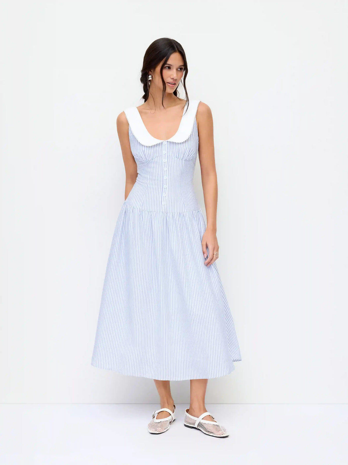 Linen-Blend Sculptural Striped U-neckline Lace up Backless Maxi Dress