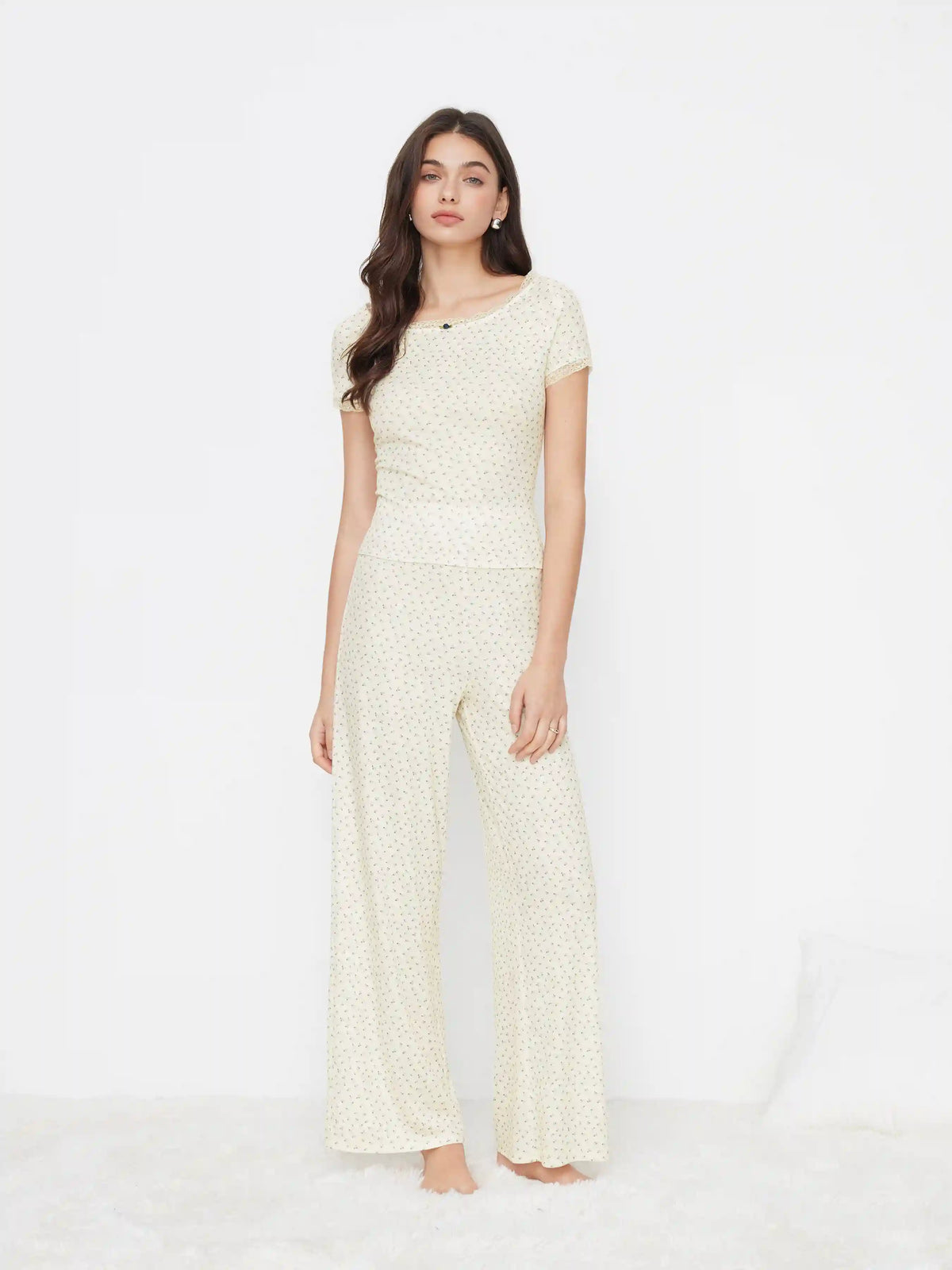 Round Neckline Ditsy Floral Lace Trim Top & Mid Rise Elastic Waist Wide Leg Trousers Loungewear Set