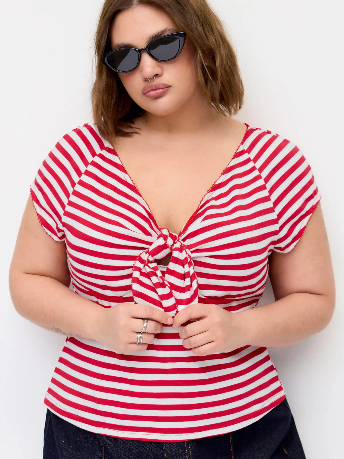 Cotton-blend V-neck Stripe Twist Short Sleeve Tee Curve & Plus