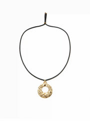 CIRCLE TEXTURED PENDANT NECKLACE
