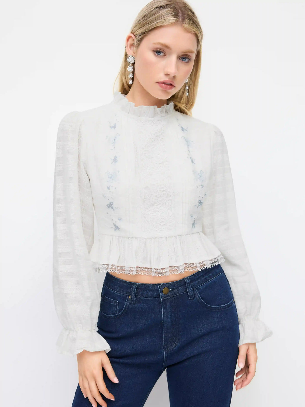 Cotton-blend Round Neckline Lace Panel Floral Lantern Sleeve Blouse