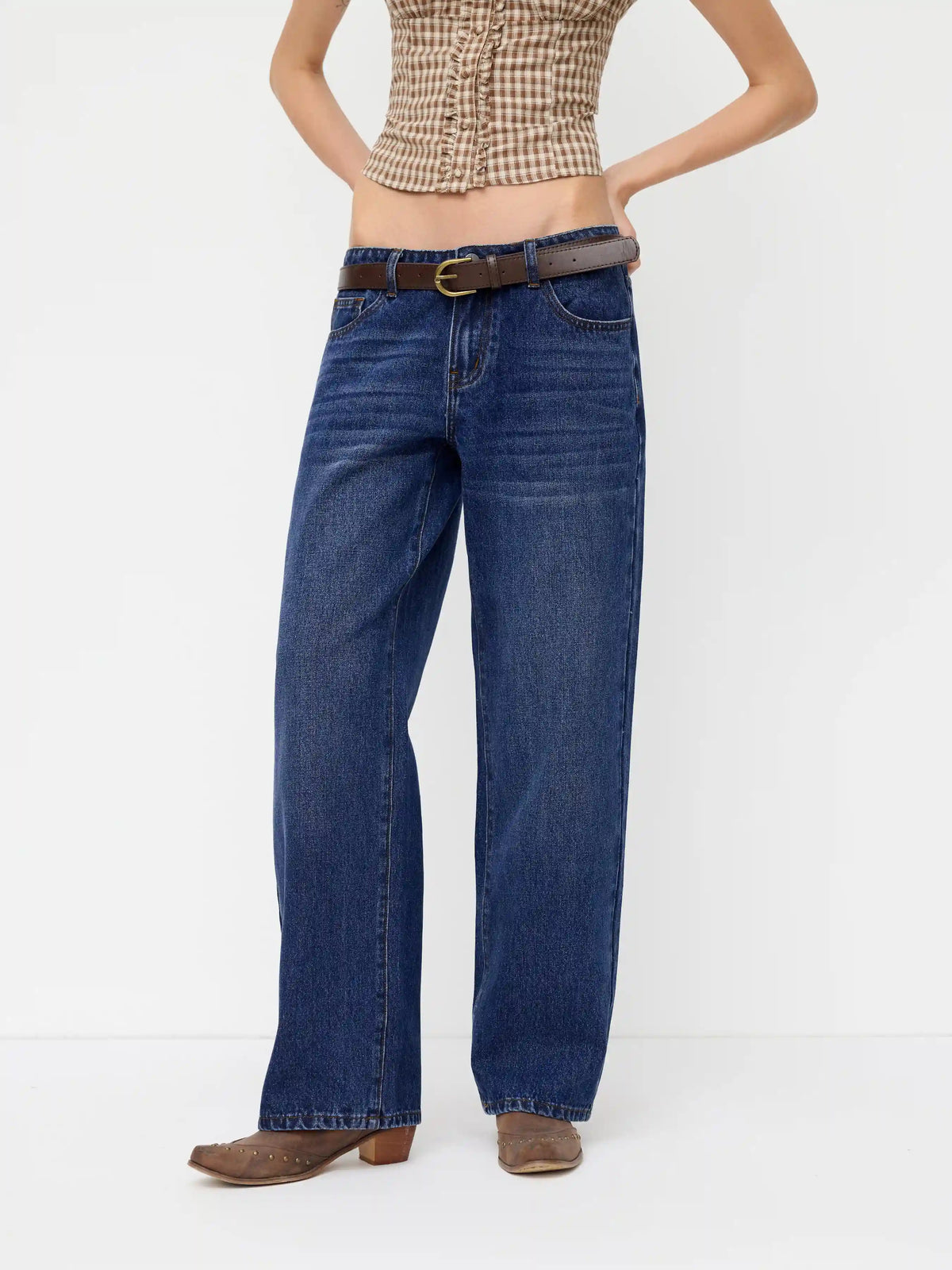 Denim Low Rise Straight Leg Jeans With Belt