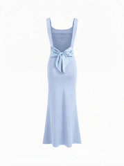Scoop Neckline Solid Bowknot Backless Maxi Dress