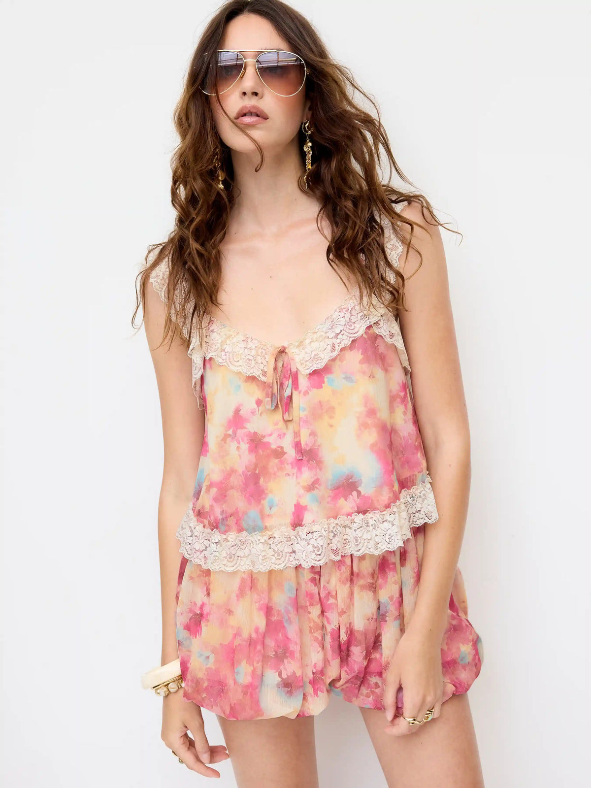 Chiffon Abstract V-neck Lace Trim Bowknot Cami Blouse