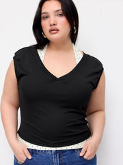 V-neck Top & Polka Dot Halter Neckline Cami Top Curve & Plus
