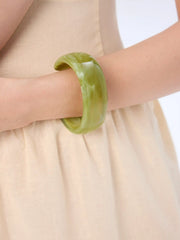 TEXTURED OPEN BANGLE BRACELET