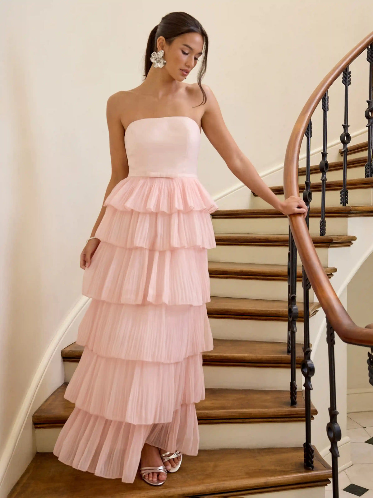 Sculptural Ruffled Bandeau Tiered Bowknot A-line Maxi Dress