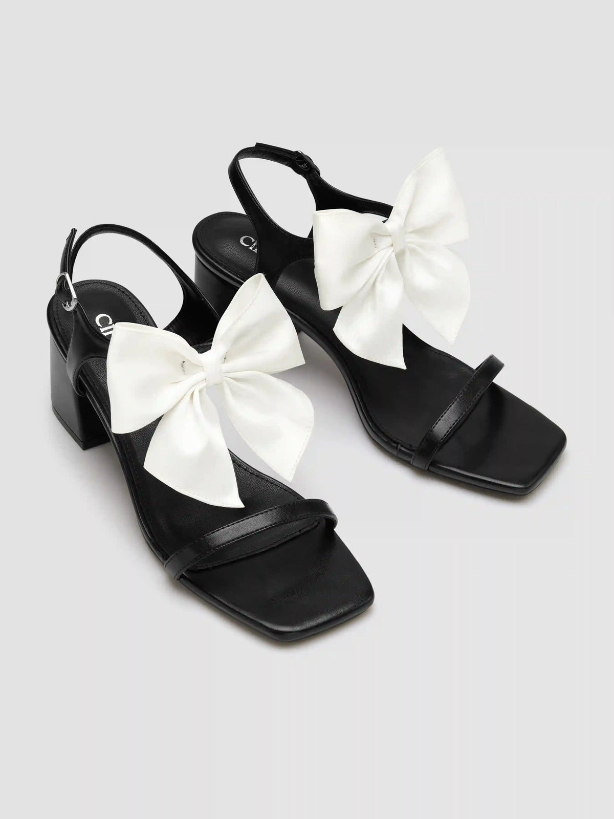 BOWKNOT SQUARE TOE CHUNKY HEELED SANDALS