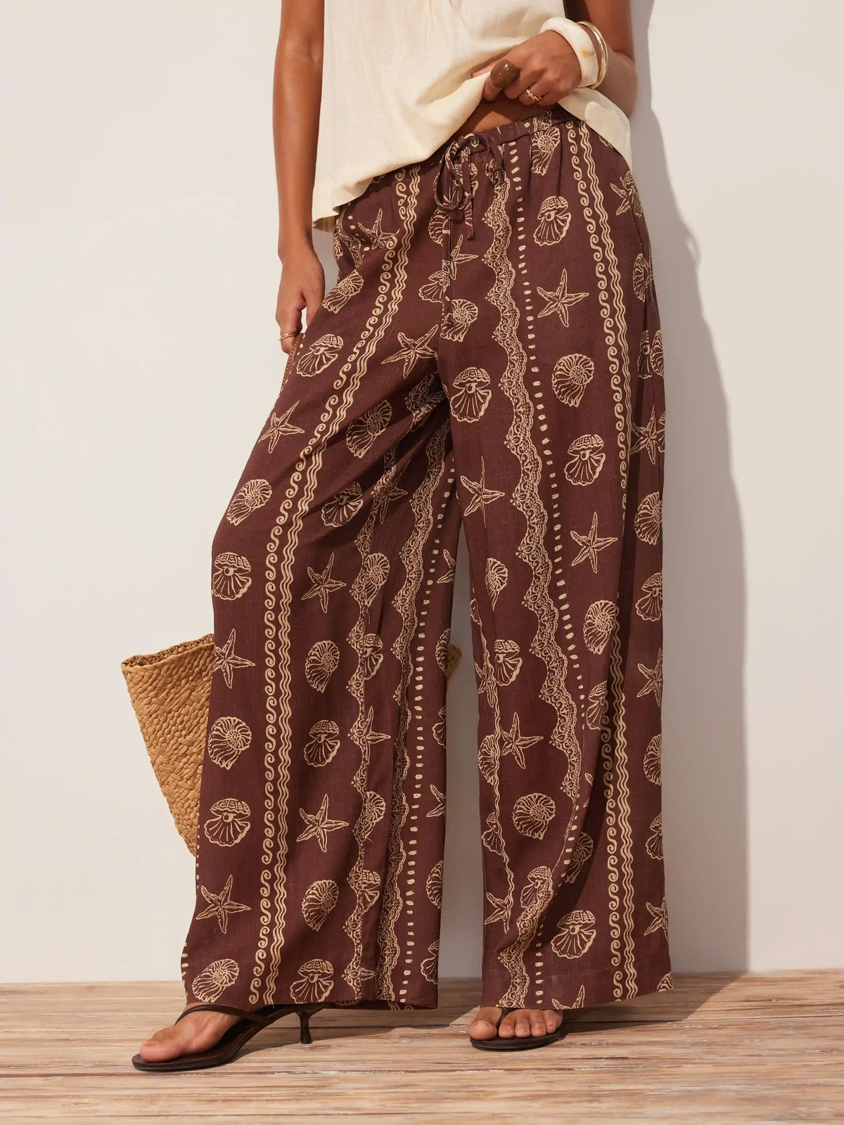 Linen-blend Low Rise Shell and Starfish Graphic Drawstring Wide Leg Trousers